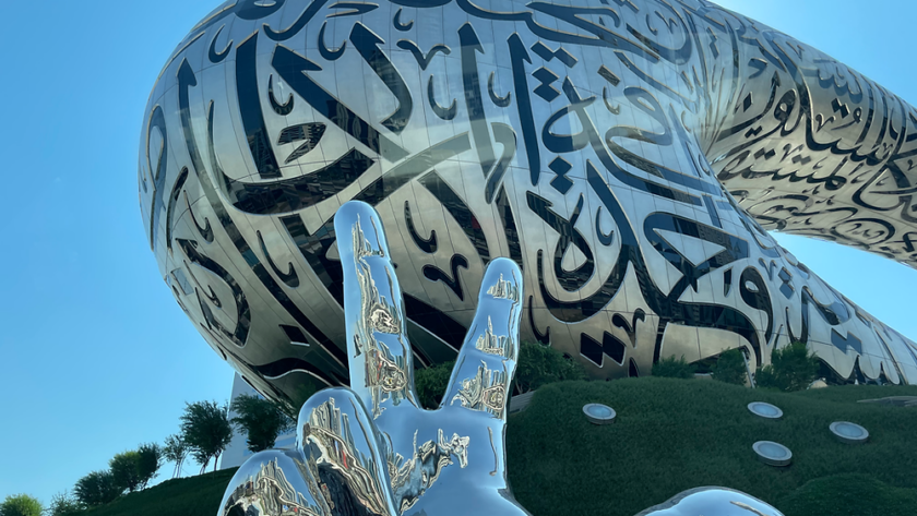 CHÍNH PHỦ UAE NHƯỢNG QUYỀN MÔ HÌNH DỊCH VỤ CÔNG
